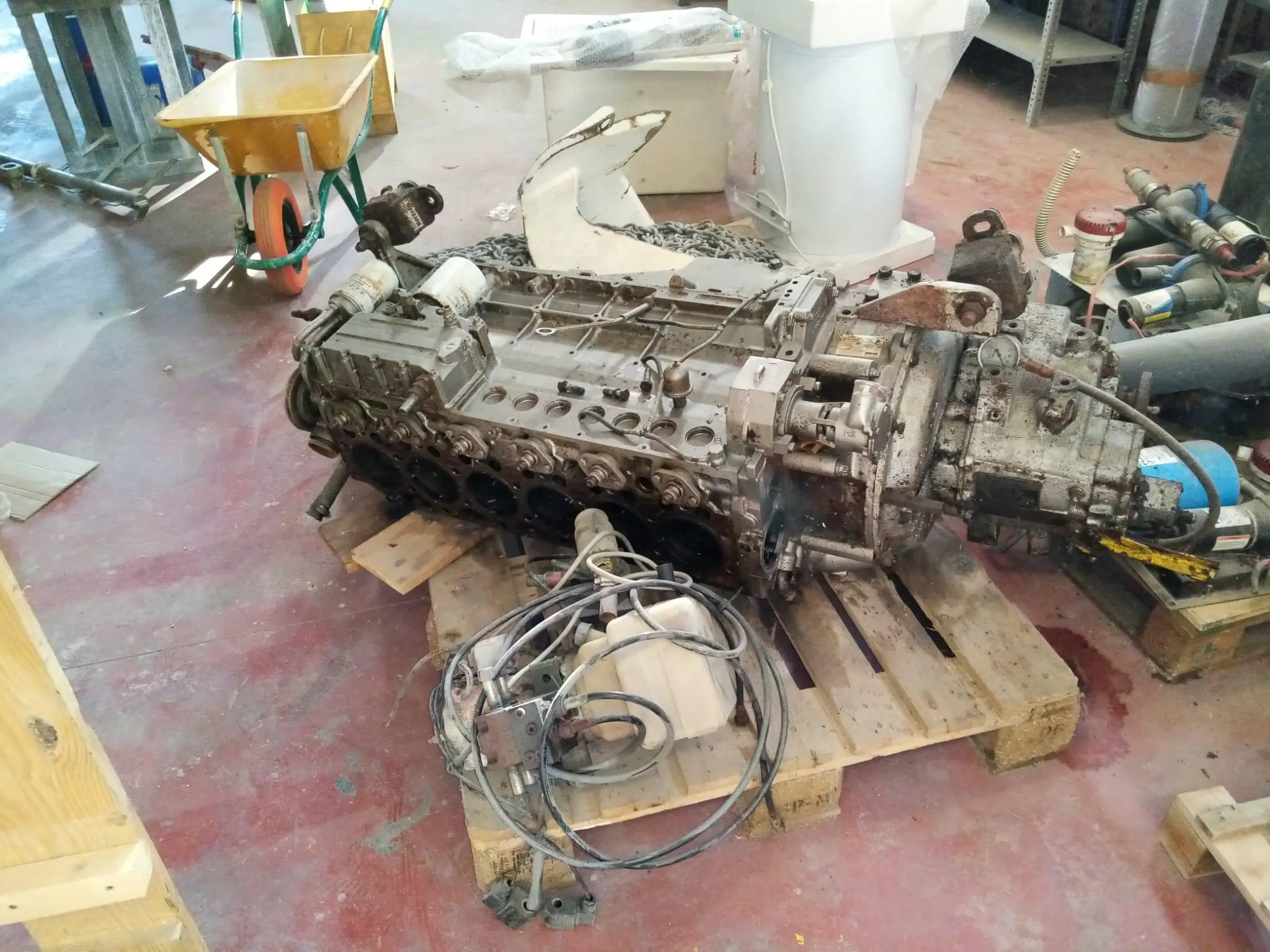 Jag 530 diesel engine alter-text